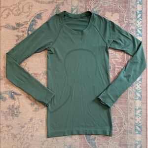 lululemon athletica Forest Green Long Sleeve Top